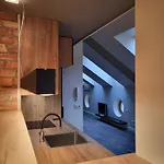 Pilis 2