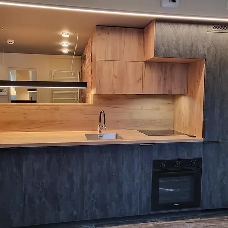 Pilis 2 Apartment