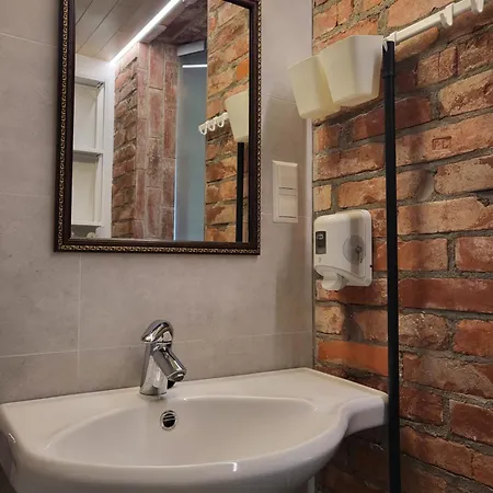Pilis 2 Apartment *